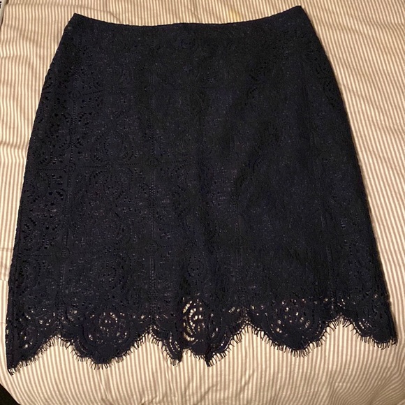 Loft navy blue midi lace skirt NWT - Picture 1 of 4